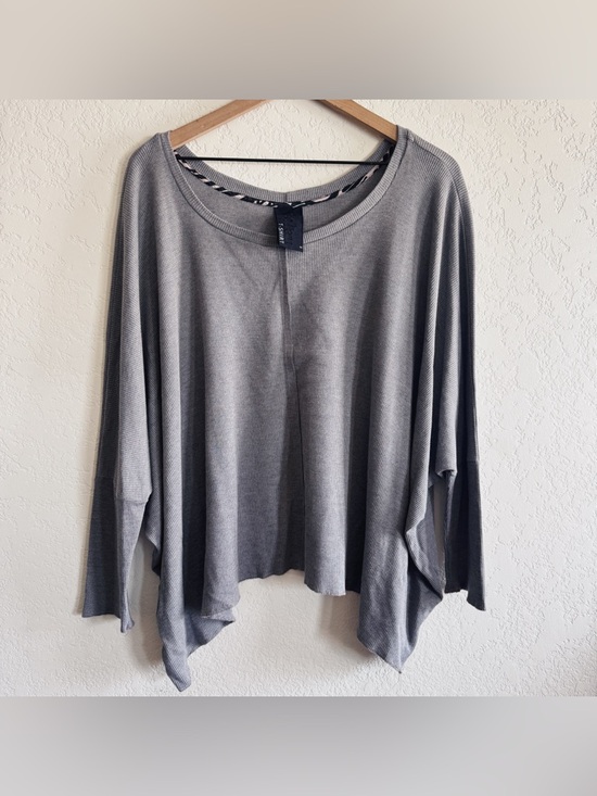 Tops - Dolan | waffle knit oversized shark bite top | M